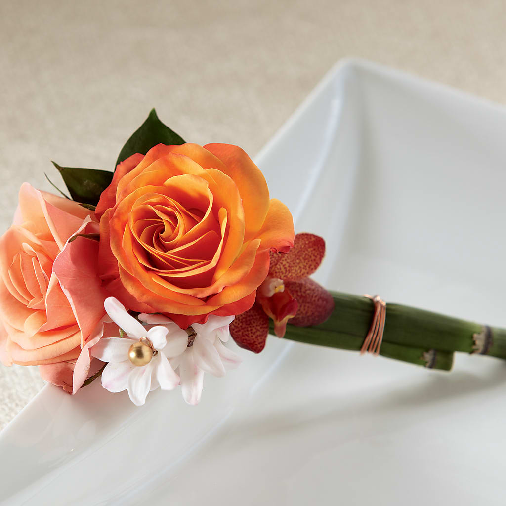 Sunset Dream Boutonniere – A Bloom Depot, Pomona CA