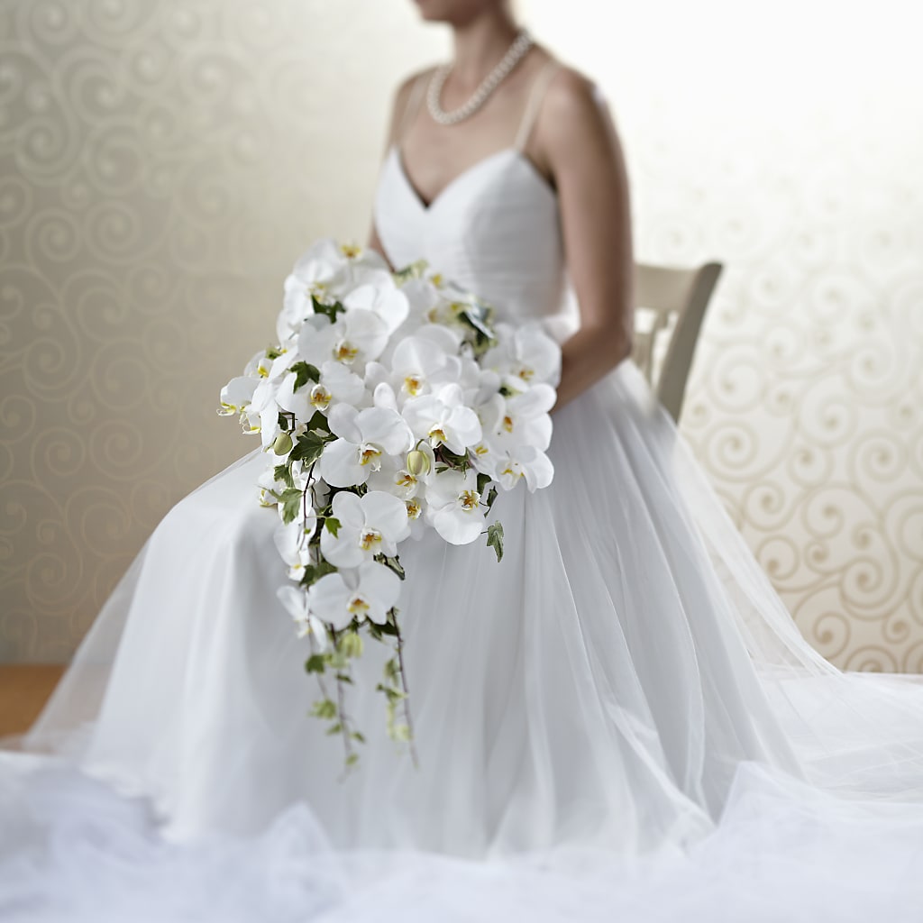 Classic White Bouquet – A Bloom Depot, Pomona CA