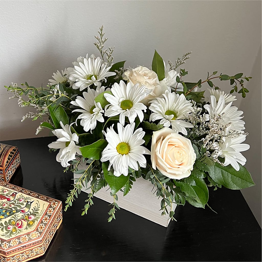 Fresh Linen Box Bouquet –  A Bloom Depot, Pomona CA